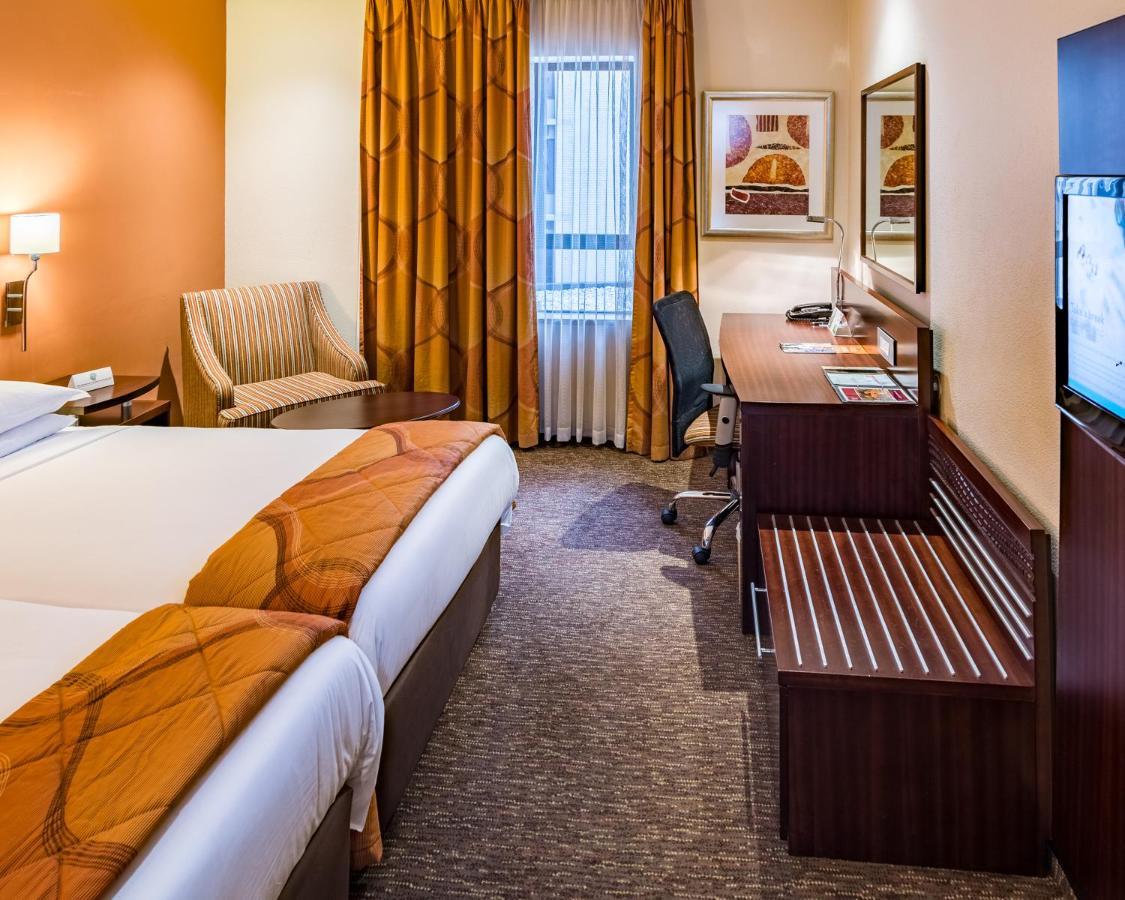 City Lodge Hotel Hatfield, Преторія Екстер'єр фото