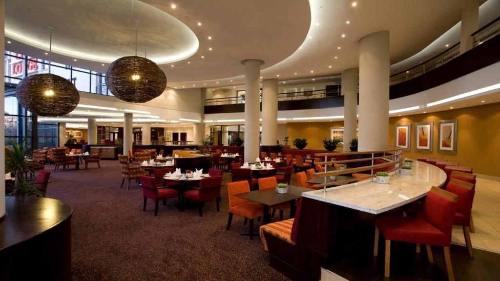 City Lodge Hotel Hatfield, Преторія Екстер'єр фото